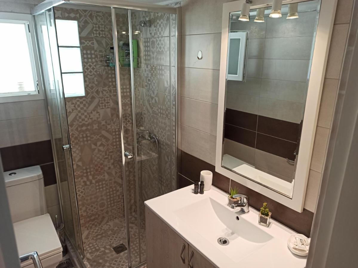 דירות אתונה Penthouse With An Incredible View 350M From Metro Station! מראה חיצוני תמונה